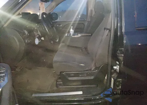 2007 Chevrolet Tahoe C1500 z USA, uszkodzony, nr VIN 1GNFC13J27R112744